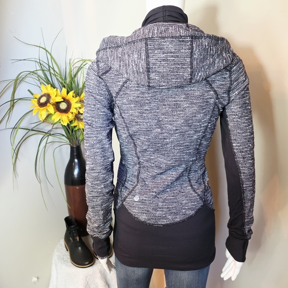 Lululemon Charcoal and Black Daily Practice Jacket - Picture 5 of 8